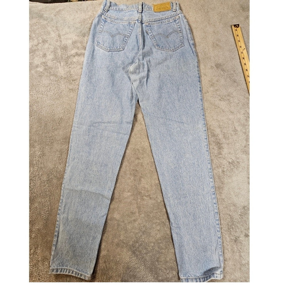 Vintage Levis High Waisted Straight Leg silver tab Jeans Light Wash  7 mom‎